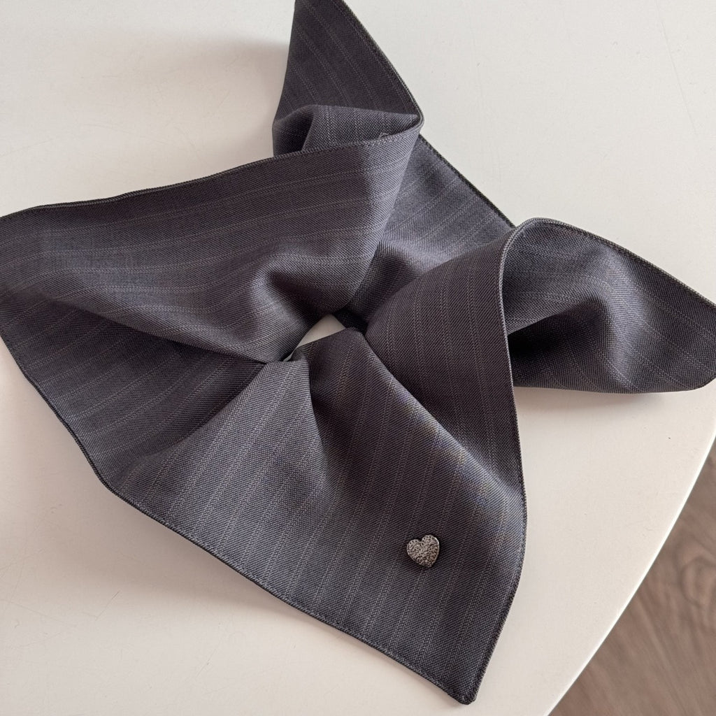 Tengzhuo Heart Stripe Square Hair Scarf