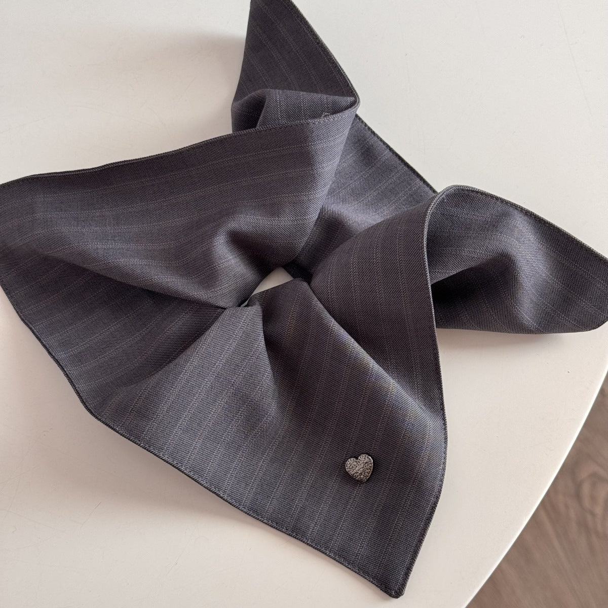 Tengzhuo Heart Stripe Square Hair Scarf